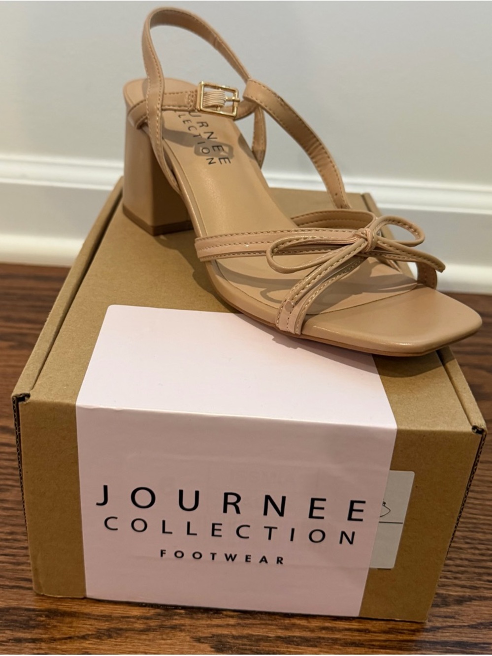 Journee Collection Nude/Tan Bow Strap Block Heel Sandals Brand New with Box